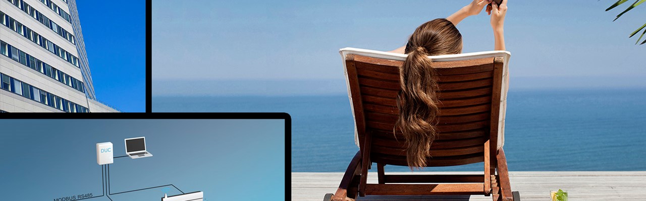 En dame på stranden sjekker hvordan romtemperaturen er gjennom MyLK-sppen på telefonen