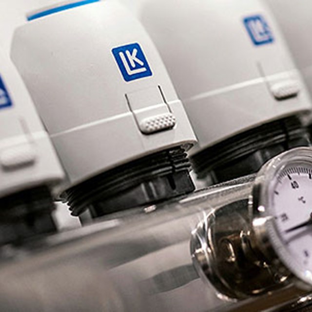 Bilder av ventil fra LK Systems på vannbåren gulvvarme